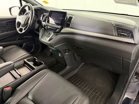 Used 2024 Honda Odyssey Sport image 24
