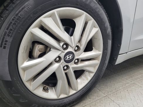 Used 2020 Hyundai Elantra Value Edition w/ Cargo Package (C1) image 31