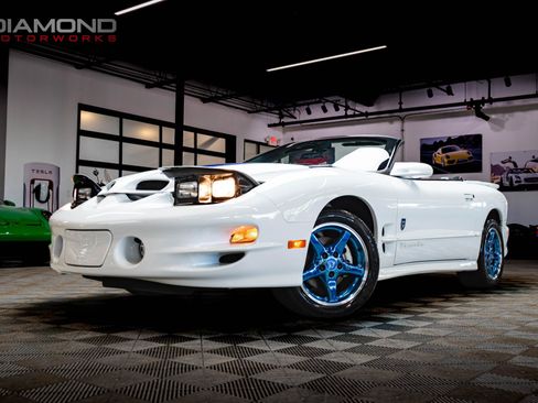 Used 1999 Pontiac Firebird Trans Am RWD image 1