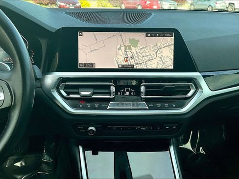 Used 2019 BMW 330i Sedan w/ Convenience Package RWD image 8