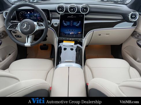 New 2026 Mercedes-Benz GLC 300 4MATIC image 2