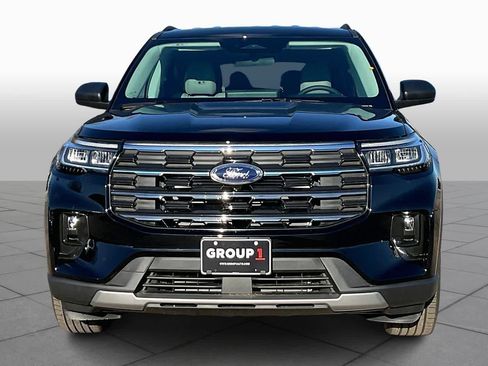 New 2026 Ford Explorer Active w/ Active Comfort Package image 3