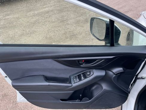 Used 2019 Subaru Crosstrek 2.0i Premium AWD/4WD image 17