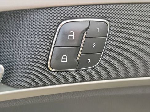 Used 2013 Ford Fusion SE FWD image 16