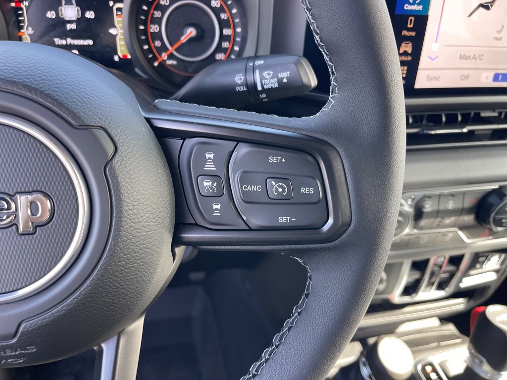 New 2026 Jeep Gladiator Sport AWD/4WD image 16