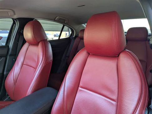 Used 2025 MAZDA MAZDA3 s image 7