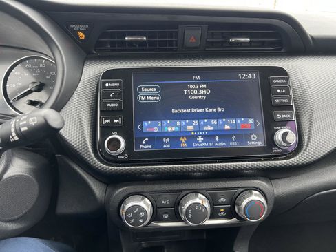 Used 2024 Nissan Kicks SV image 14