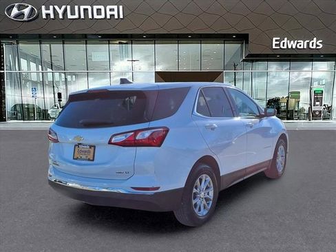 Used 2020 Chevrolet Equinox LT image 8