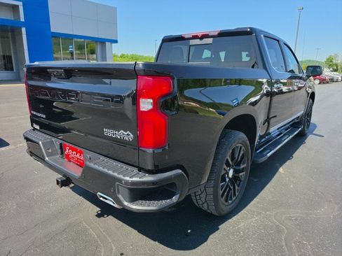 Used 2023 Chevrolet Silverado 1500 High Country AWD/4WD image 5