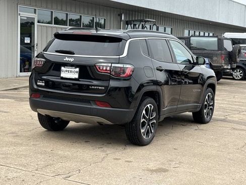 Used 2024 Jeep Compass Limited AWD/4WD image 3