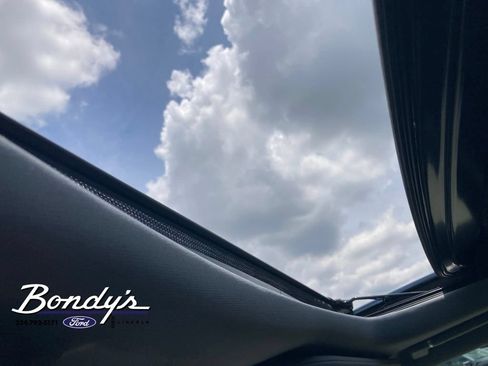 Used 2019 Lincoln Navigator L Reserve AWD/4WD image 7