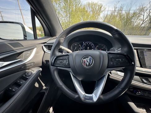 Used 2024 Buick Enclave Premium image 53
