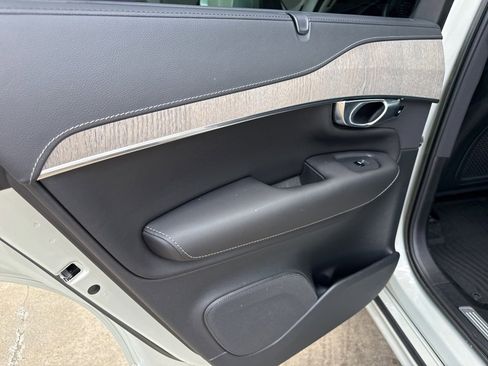 Used 2022 Volvo XC90 T6 Inscription w/ Advanced Package image 36