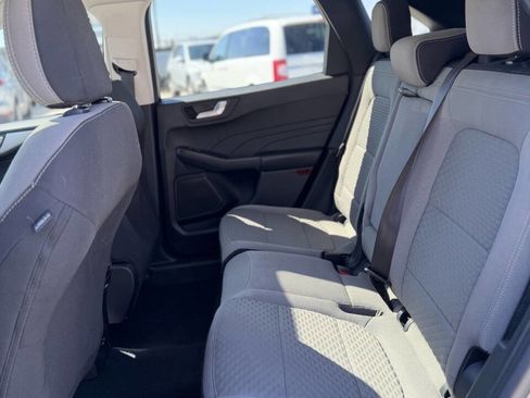 Used 2021 Ford Escape SE w/ SE Sport Appearance Package image 11