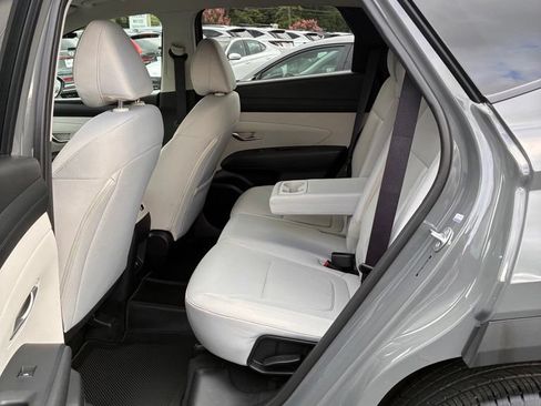 Used 2025 Hyundai Tucson SEL AWD/4WD image 23