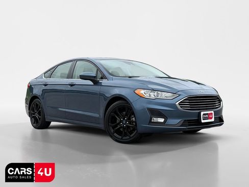 Used 2019 Ford Fusion SE w/ Equipment Group 151A FWD image 1
