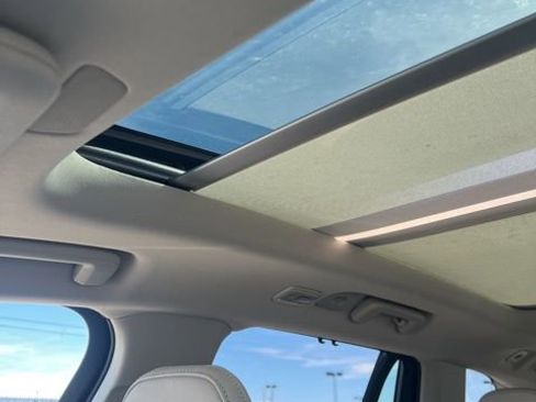 New 2026 Volvo XC90 B6 Ultra w/ Protection Package image 20