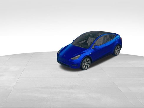 Used 2023 Tesla Model Y Long Range image 15