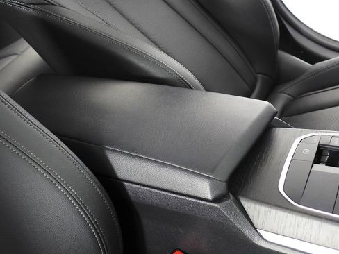 Used 2023 BMW i4 eDrive35 image 16