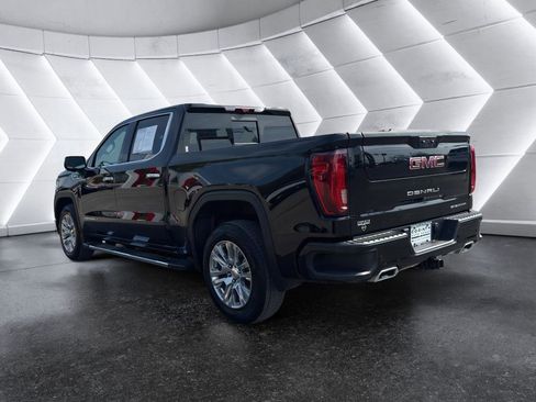 Used 2023 GMC Sierra 1500 Denali w/ Technology Package AWD/4WD image 5