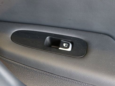 Used 2020 Kia Stinger GT1 image 34