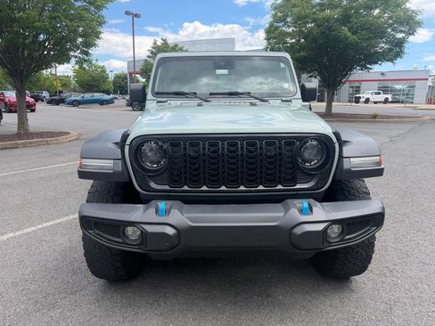 Used 2024 Jeep Wrangler Unlimited AWD/4WD image 8
