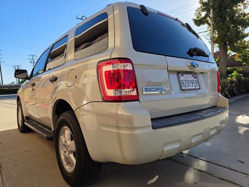 Used 2008 Ford Escape XLT image 32