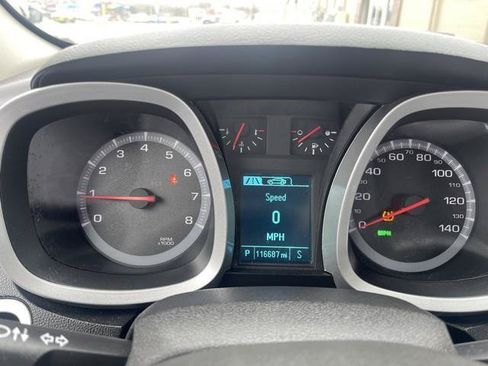 Used 2016 Chevrolet Equinox LS FWD image 17