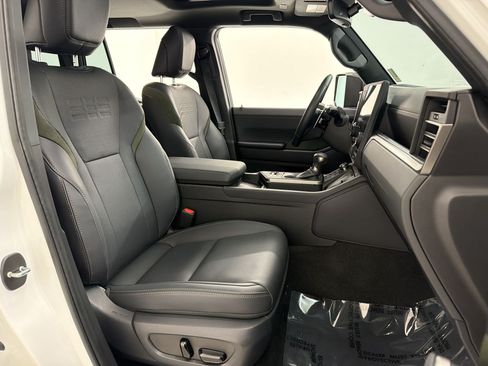 Certified 2025 Lexus GX 550 AWD/4WD image 27