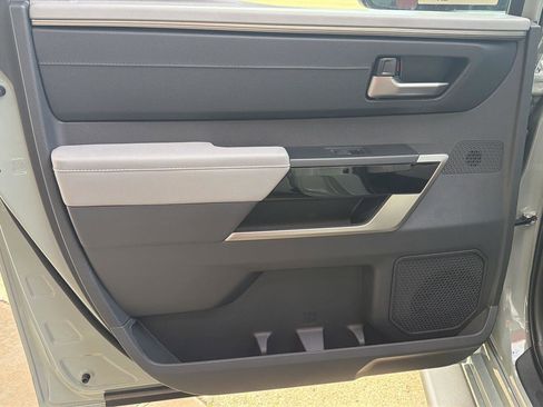 New 2026 Toyota Tundra Limited AWD/4WD image 10