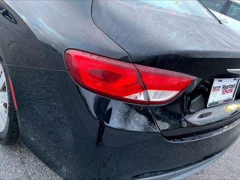 Used 2015 Chrysler 200 LX image 26