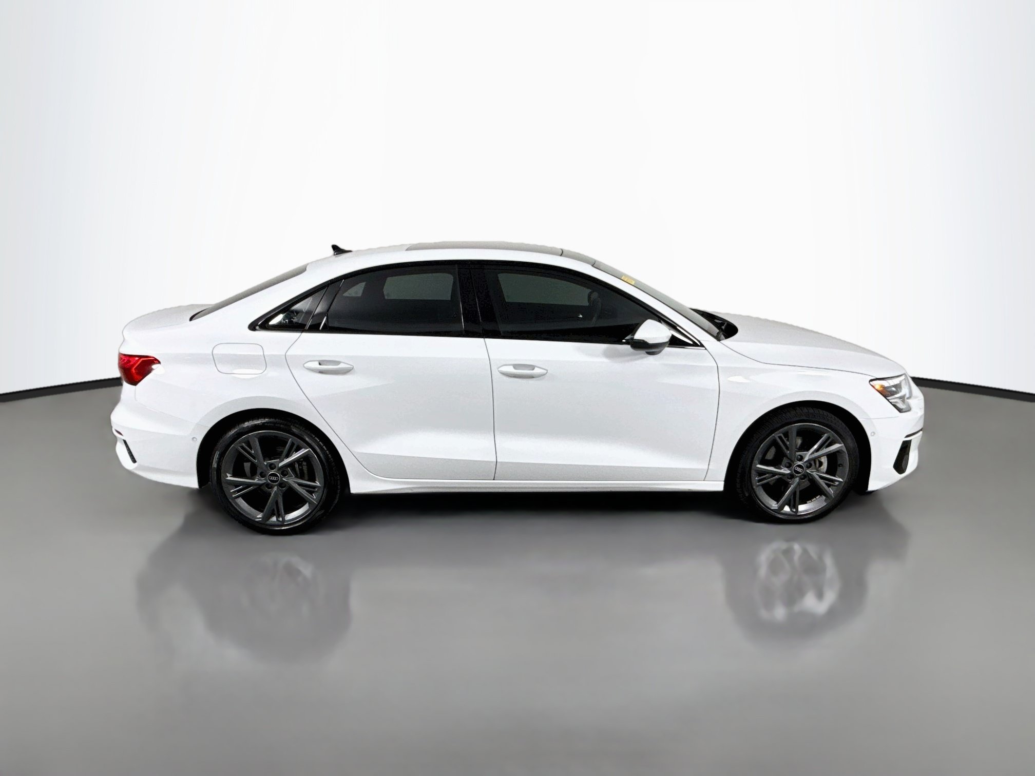 Used 2024 Audi A3 2.0T Premium Plus w/ Premium Plus Package AWD/4WD image 8