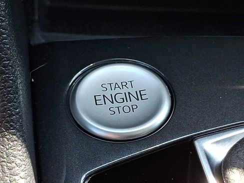 Used 2024 Volkswagen Tiguan SE R-Line AWD/4WD image 23