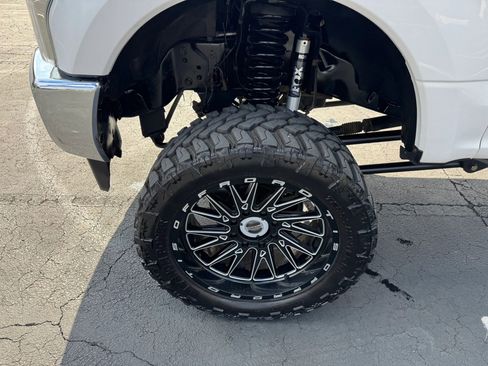 Used 2018 Ford F350 Lariat w/ Camper Package AWD/4WD image 11