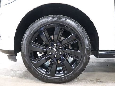 Used 2023 Lincoln Navigator Reserve RWD image 37