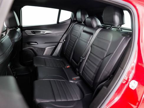 Used 2024 Alfa Romeo Tonale Ti w/ Premium Interior Package image 18