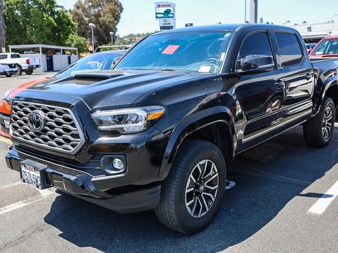 Used 2023 Toyota Tacoma TRD Sport w/ Black Out Package (TMS) AWD/4WD image 2