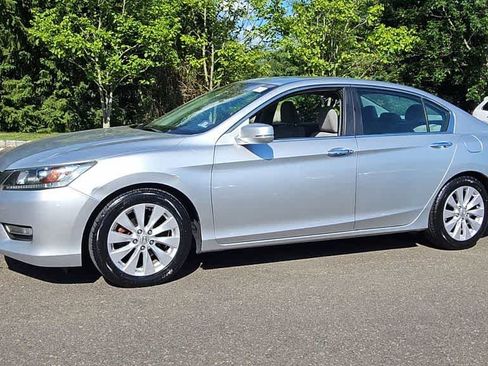 Used 2013 Honda Accord EX image 4