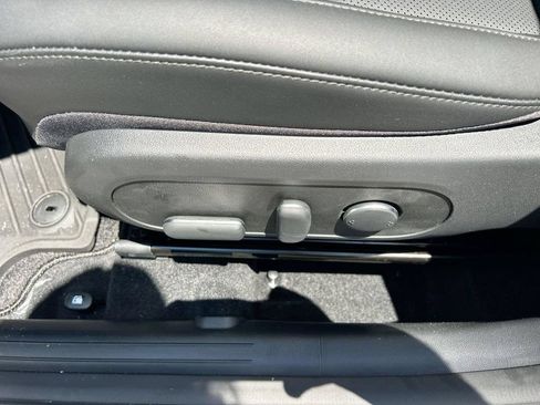 New 2026 Hyundai Kona Limited FWD image 25