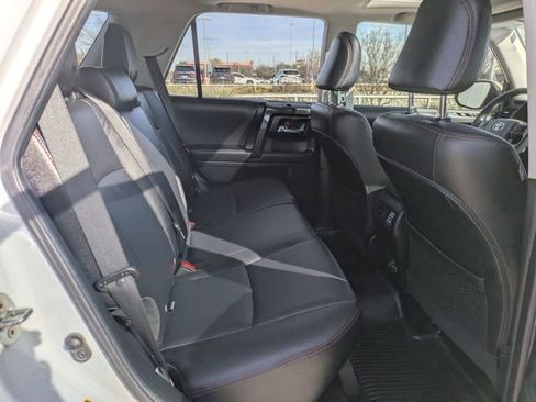 Used 2024 Toyota 4Runner TRD Off-Road Premium image 30