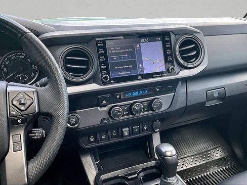 Used 2022 Toyota Tacoma TRD Sport w/ TRD Premium Sport Package RWD image 12