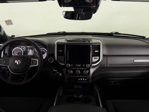 New 2026 RAM 1500 4x4 Crew Cab image 30