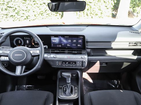 Used 2024 Hyundai Kona SEL FWD image 13
