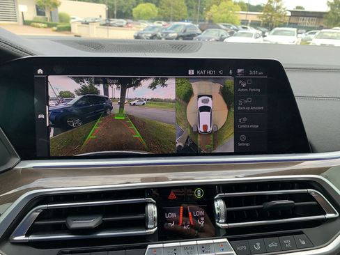 Used 2023 BMW X5 xDrive40i AWD/4WD image 25