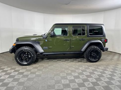 Used 2023 Jeep Wrangler Unlimited w/ Cold Weather Group image 6