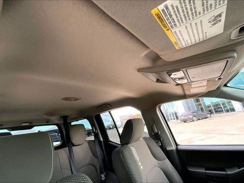 Used 2015 Nissan Xterra PRO-4X w/ Nevada Tow Package image 14