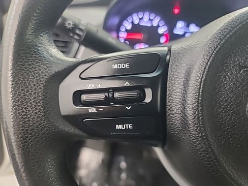 Used 2018 Kia Rio LX FWD image 23