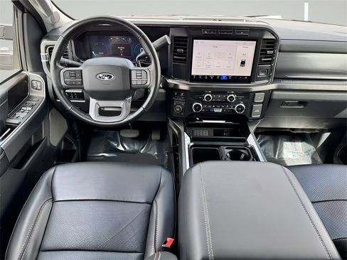 Used 2023 Ford F250 Lariat image 5