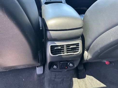 Used 2023 Hyundai Santa Fe Calligraphy AWD/4WD image 16