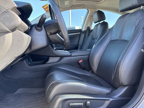 Used 2019 Honda Civic EX-L image 16